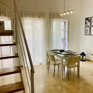 https://refino-malaga.hotelsinnerja.org